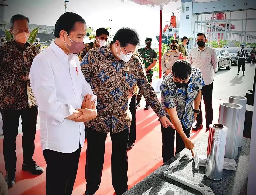 1686367045846783.jpg 4cb12f5e7b9132465bb6dde11f6e52b4.jpg